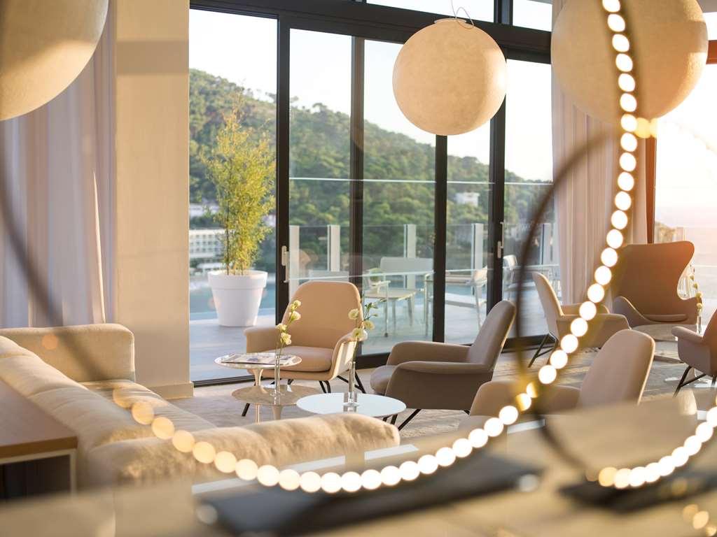 Hotel Kompas Дубровник Ресторан фото